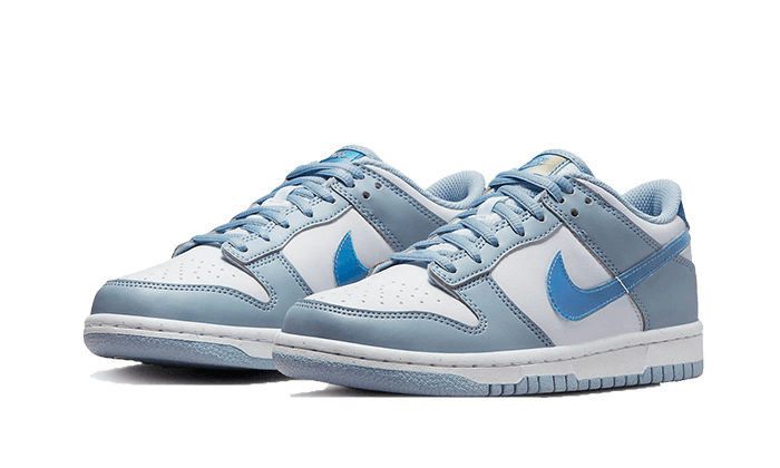 Dunk Low Hologram (FJ4668-400) - 36 EU - 4Y US - Blue | SOSUKICKS