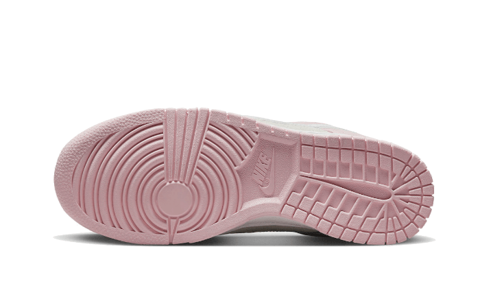 Dunk Low LX Pink Foam (DV3054-600) - 37.5 EU - 5 US - Pink | SOSUKICKS