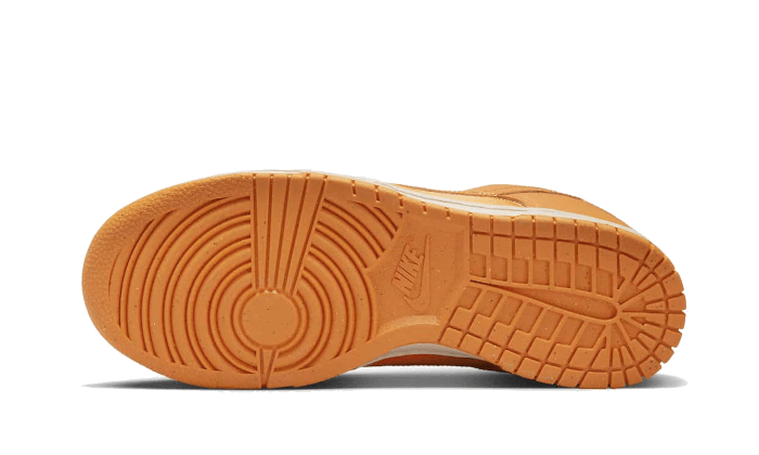 Dunk Low Magma Orange (DX2953-800) - 36.5 EU - 4.5 US - Orange | SOSUKICKS