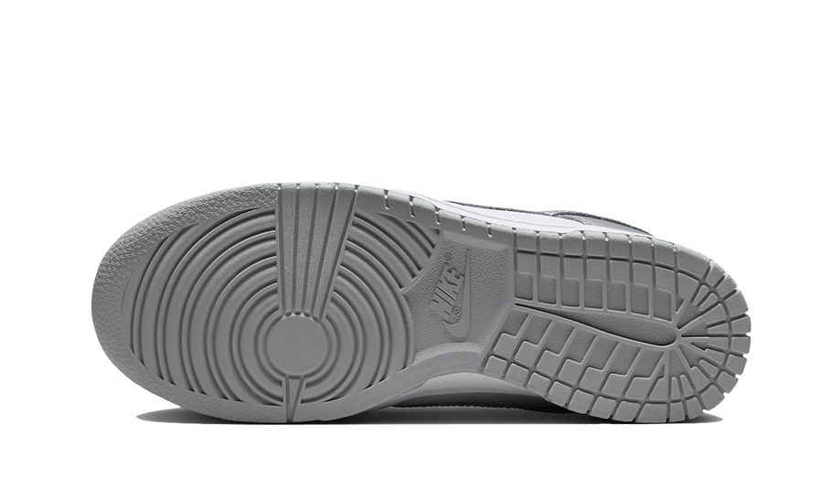Dunk Low Metallic Silver (FV1311-100) - 37.5 EU - 5 US - Gray | SOSUKICKS