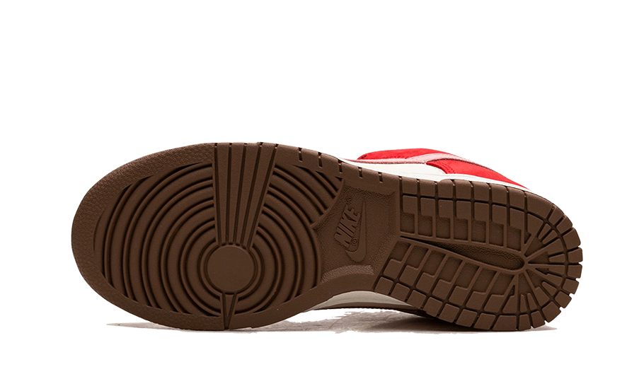 Dunk Low Premium Bacon (FB7910-600) - 38 EU - 5.5 US - White | SOSUKICKS