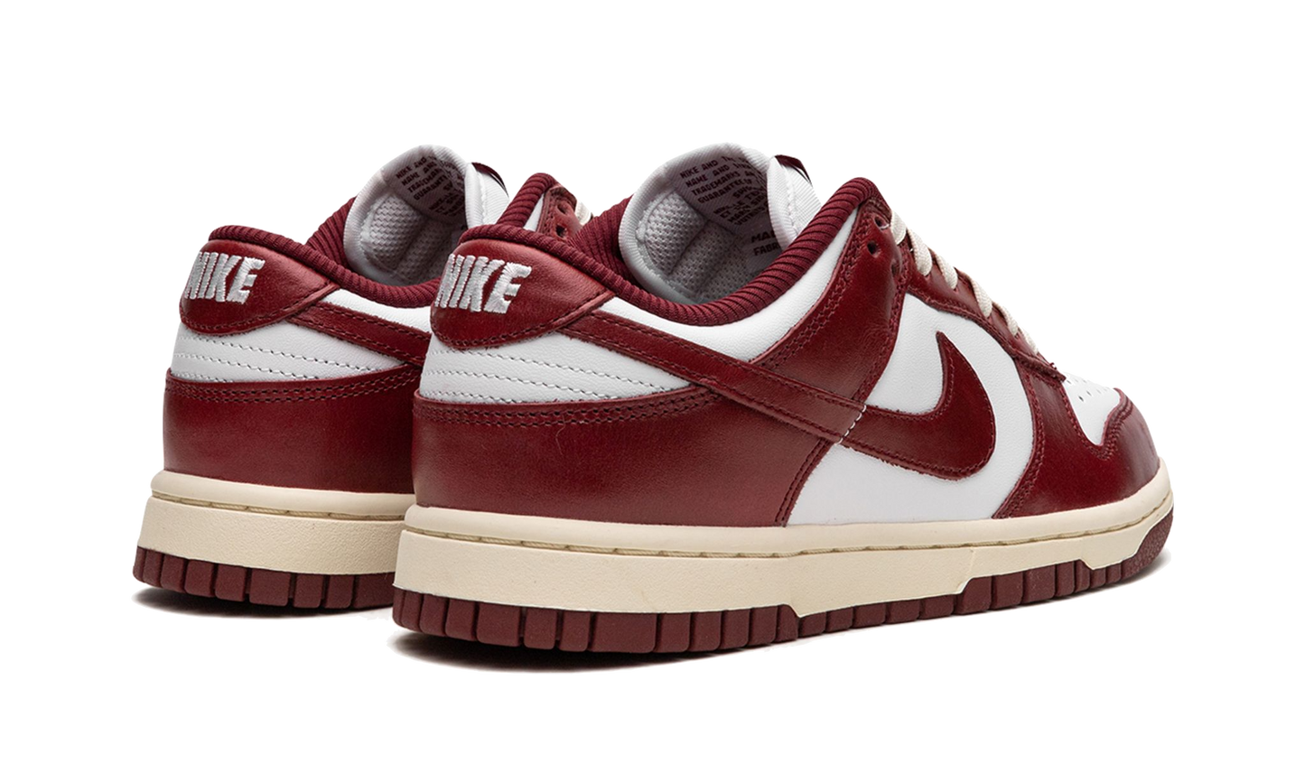 Dunk Low PRM Team Red (FJ4555-100) - 36.5 EU - 4.5 US - Red | SOSUKICKS