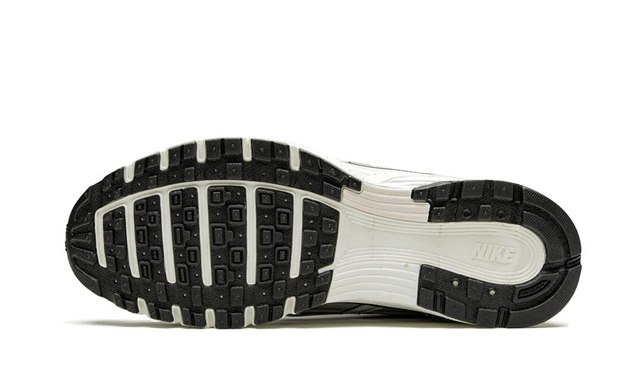 P-6000 Metallic Silver (CN0149-001) - 37.5 EU - 5 US - Gray | SOSUKICKS