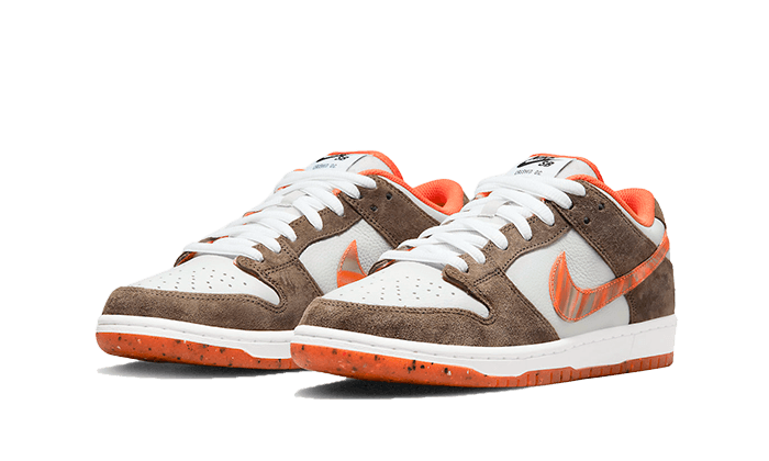SB Dunk Low Crushed D.C. (DH7782-001) - 36.5 EU - 4.5 US - Brown | SOSUKICKS