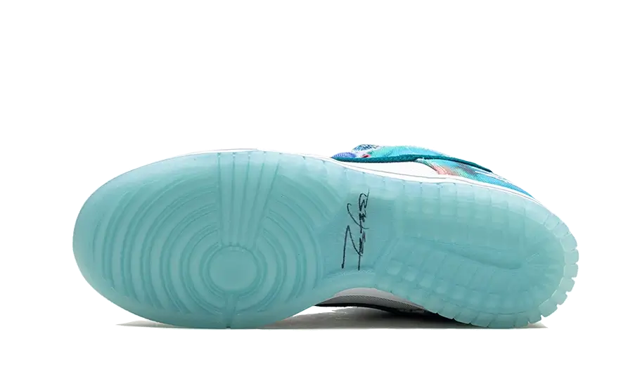 SB Dunk Low Futura Laboratories Bleached Aqua (HF6061-400) - 38 EU - 5.5 US - Blue | SOSUKICKS