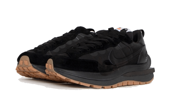 Vaporwaffle Sacai Black Gum (DD1875-001) - 36.5 EU - 4.5 US - Black | SOSUKICKS