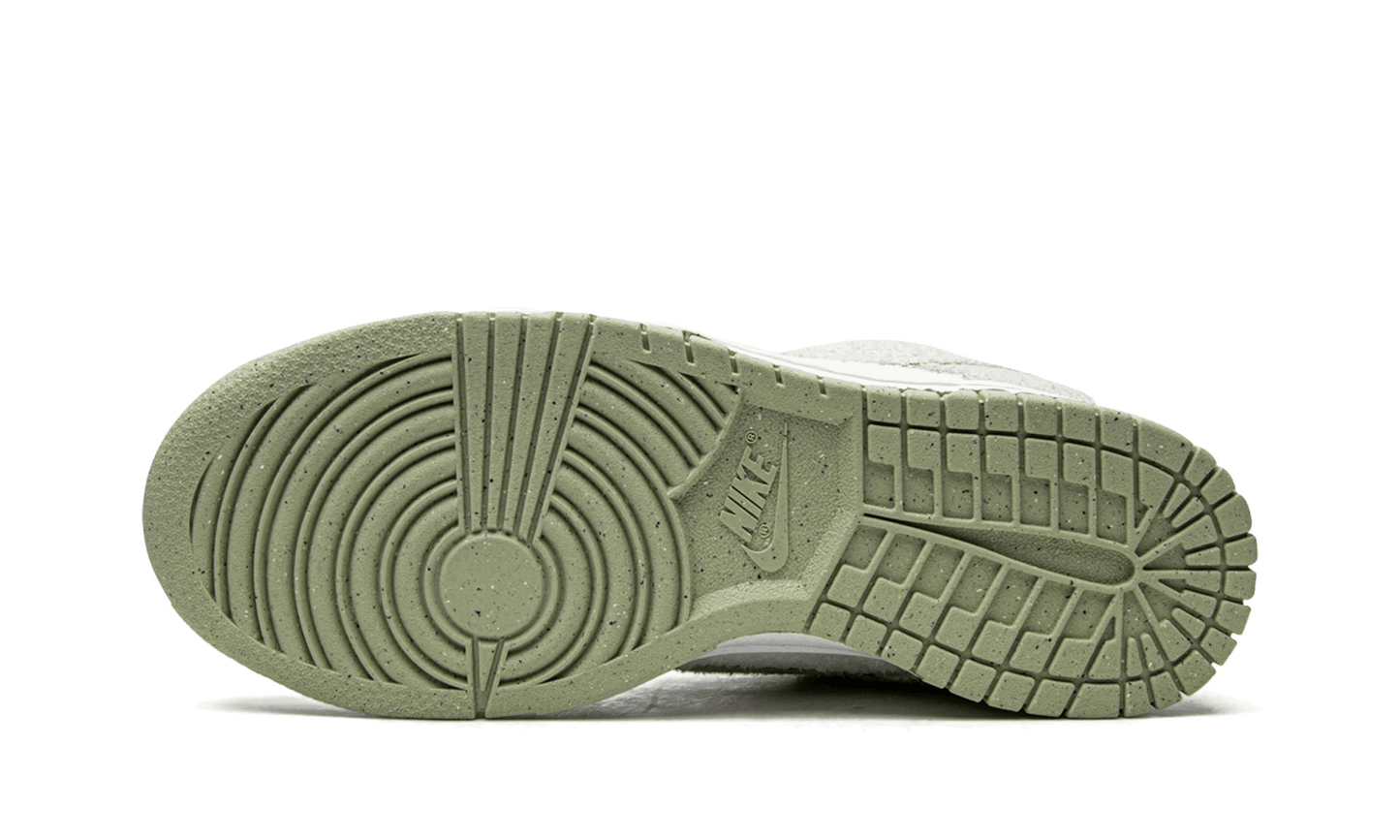 Dunk Low SE Fleece Green (DQ7579-300) - 37.5 EU - 5 US - Green | SOSUKICKS