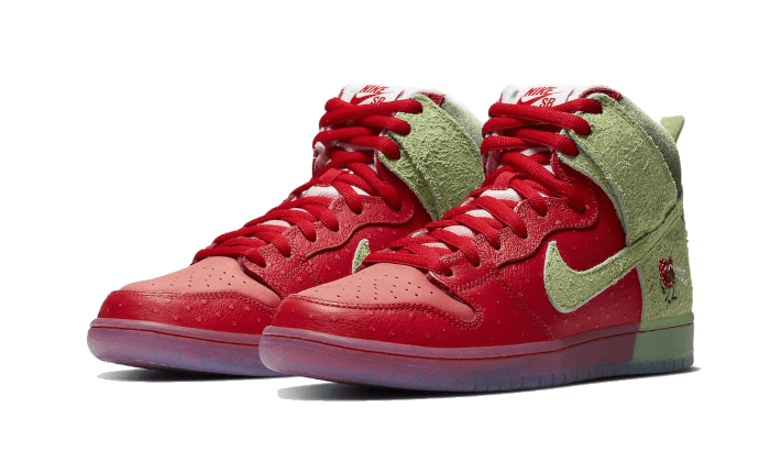 SB Dunk High Pro QS Strawberry Cough (CW7093-600) - 36.5 EU - 4.5 US - Pink | SOSUKICKS