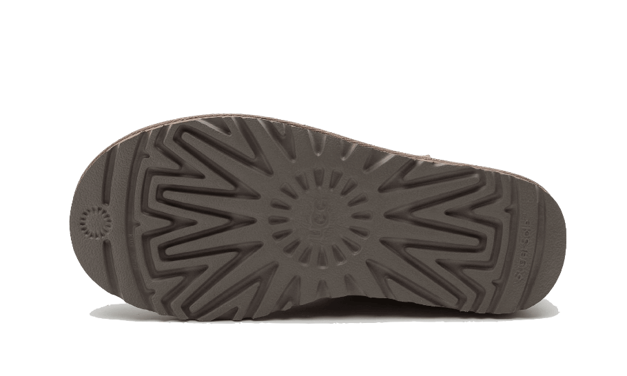 Classic Mini II Boot Smoke Plum (1016222-SKP) - 38 EU - 7 US - Purple | SOSUKICKS