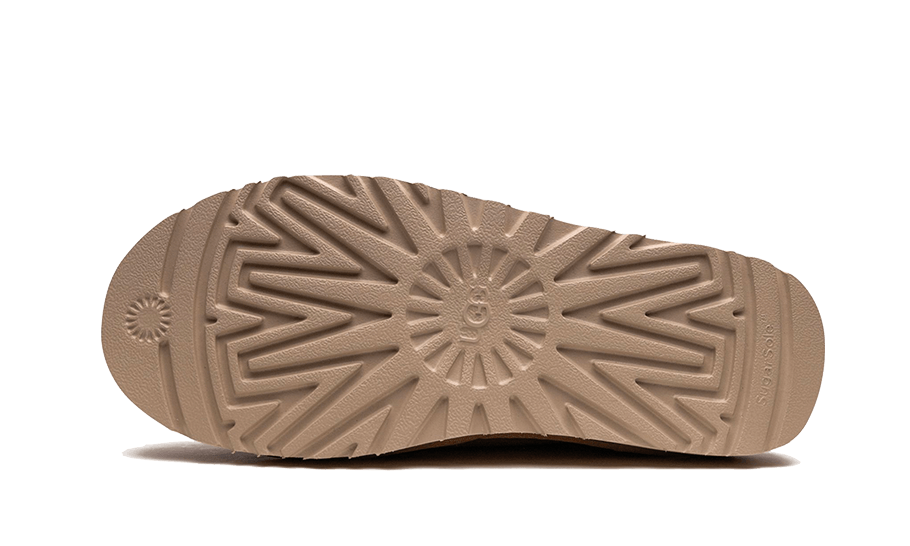 Classic Slip-On Chestnut (1129290-CHE) - 42 EU - 9 US - Brown | SOSUKICKS