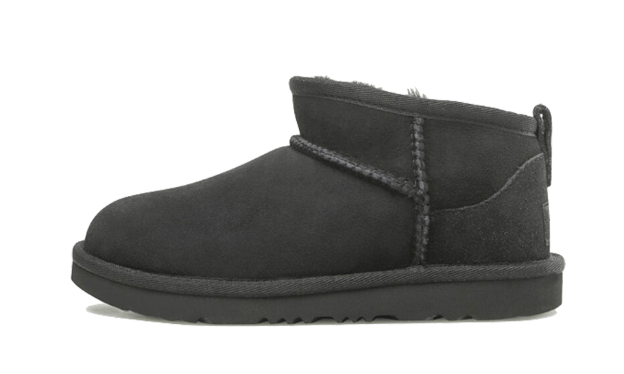 Classic Ultra Mini Boot Black (Copii) (1130750K-BLK) - EU 31–36 - Black | SOSUKICKS