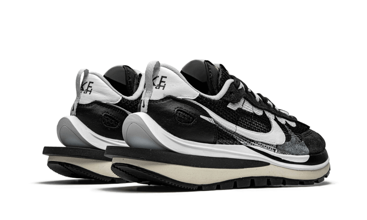 Vaporwaffle Sacai Black White (CV1363-001) - 37.5 EU - 5 US - White | SOSUKICKS