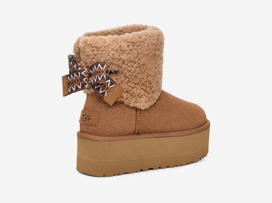 UGG Classic Mini Maxi Curly Boot Chestnut (Women's)