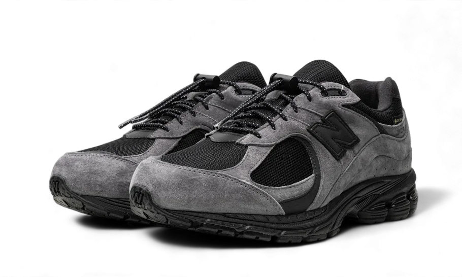 2002R Gore-Tex Charcoal JJJJOUND (M2002RXZ) - 37 EU - 4.5 US - Black | SOSUKICKS