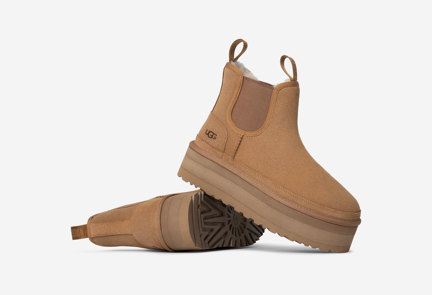 UGG Neumel Platform Chelsea Boot Chestnut (Women's)