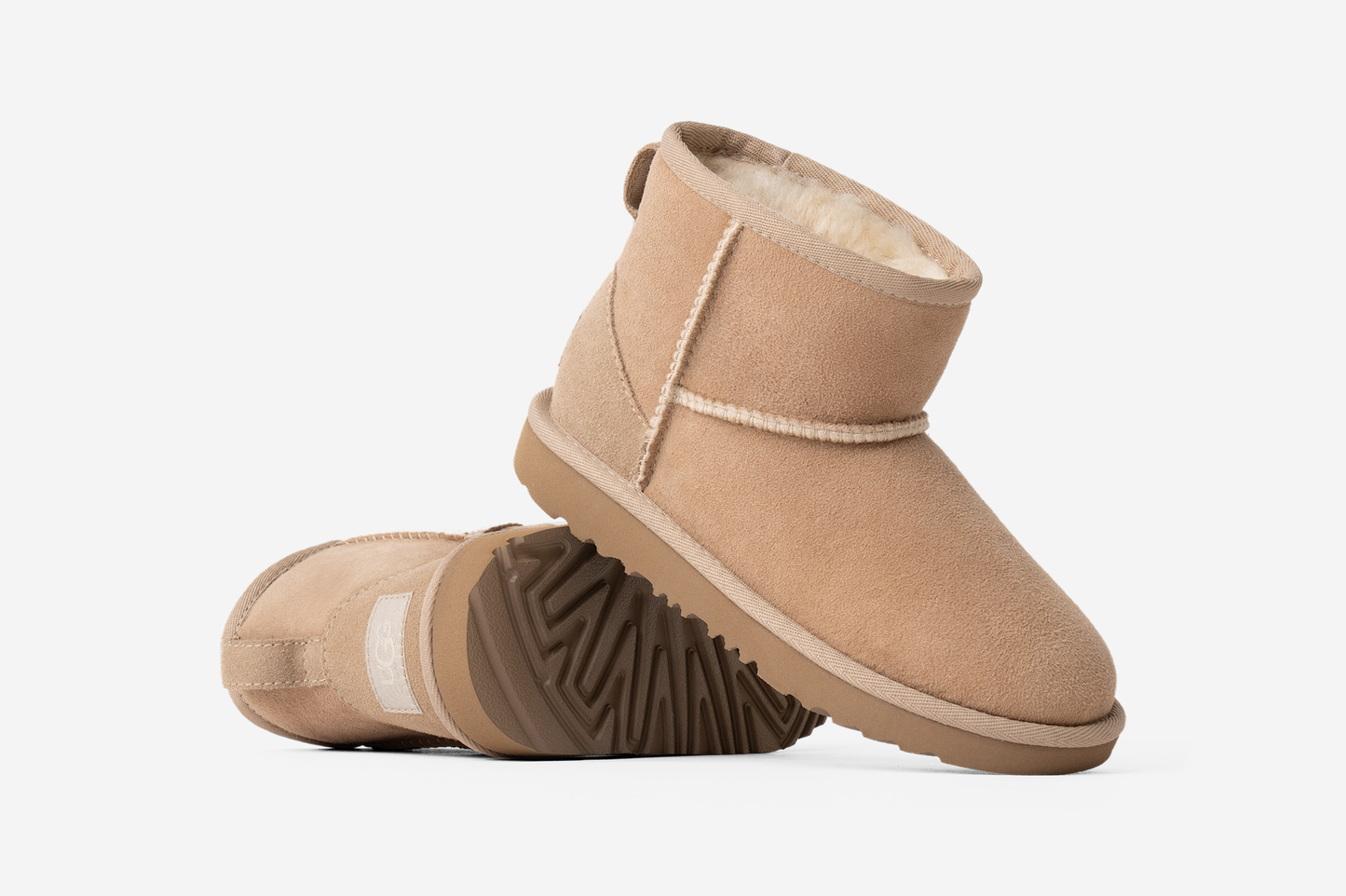 UGG Classic II Mini Boot Sand (Kids)