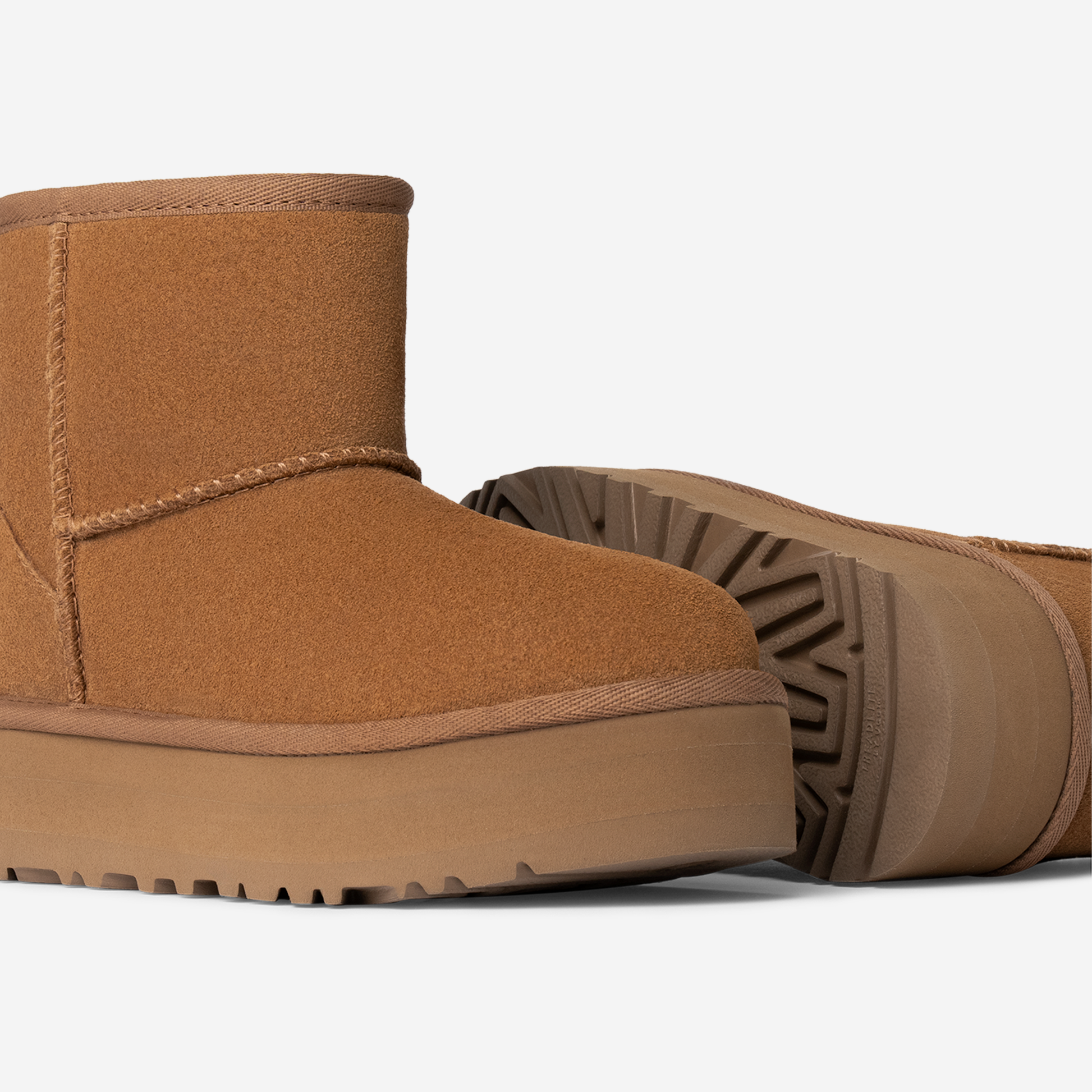 UGG Classic Mini Platform Boot Chestnut (Kids)