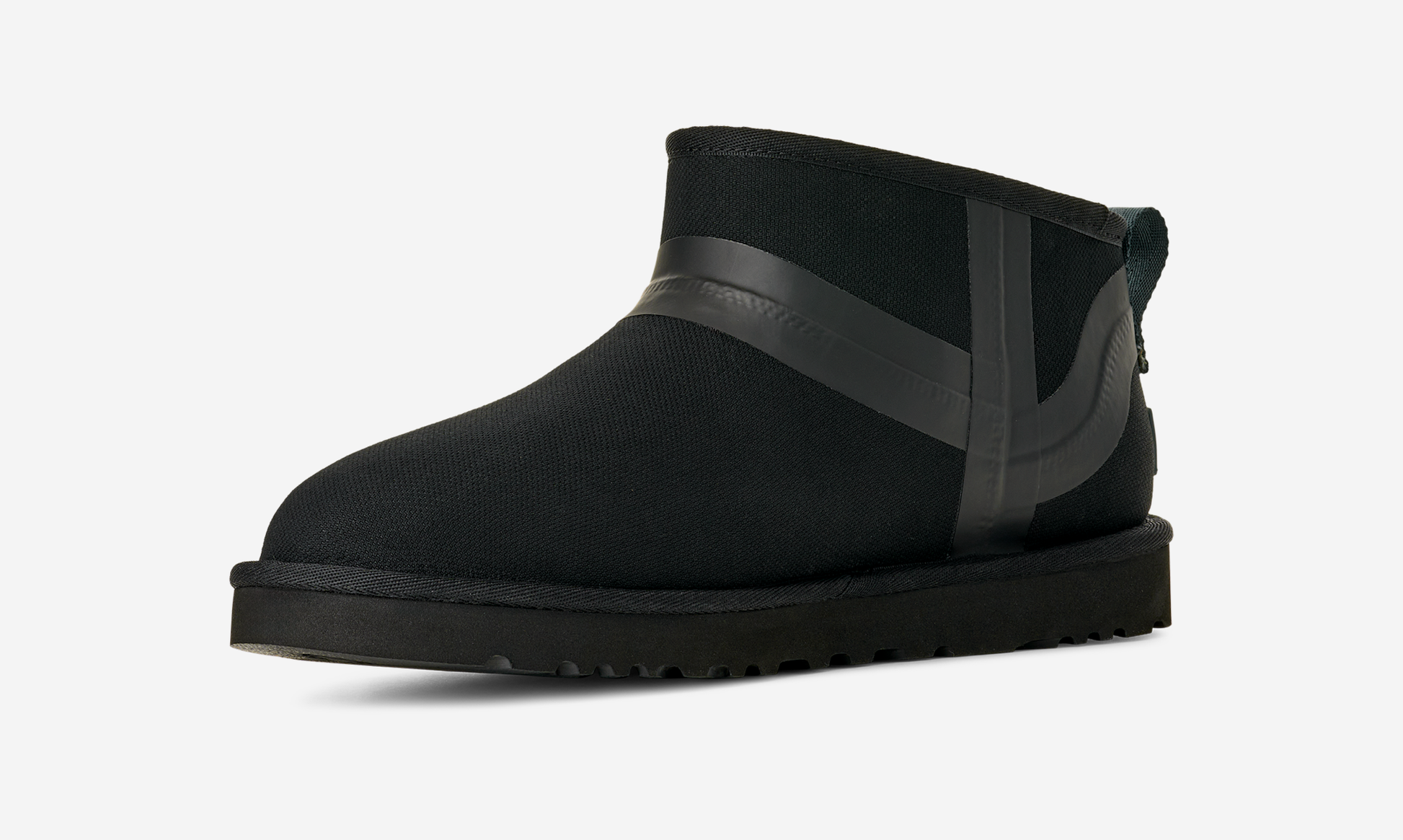 UGG Classic Ultra Mini Boot Reese Cooper Black