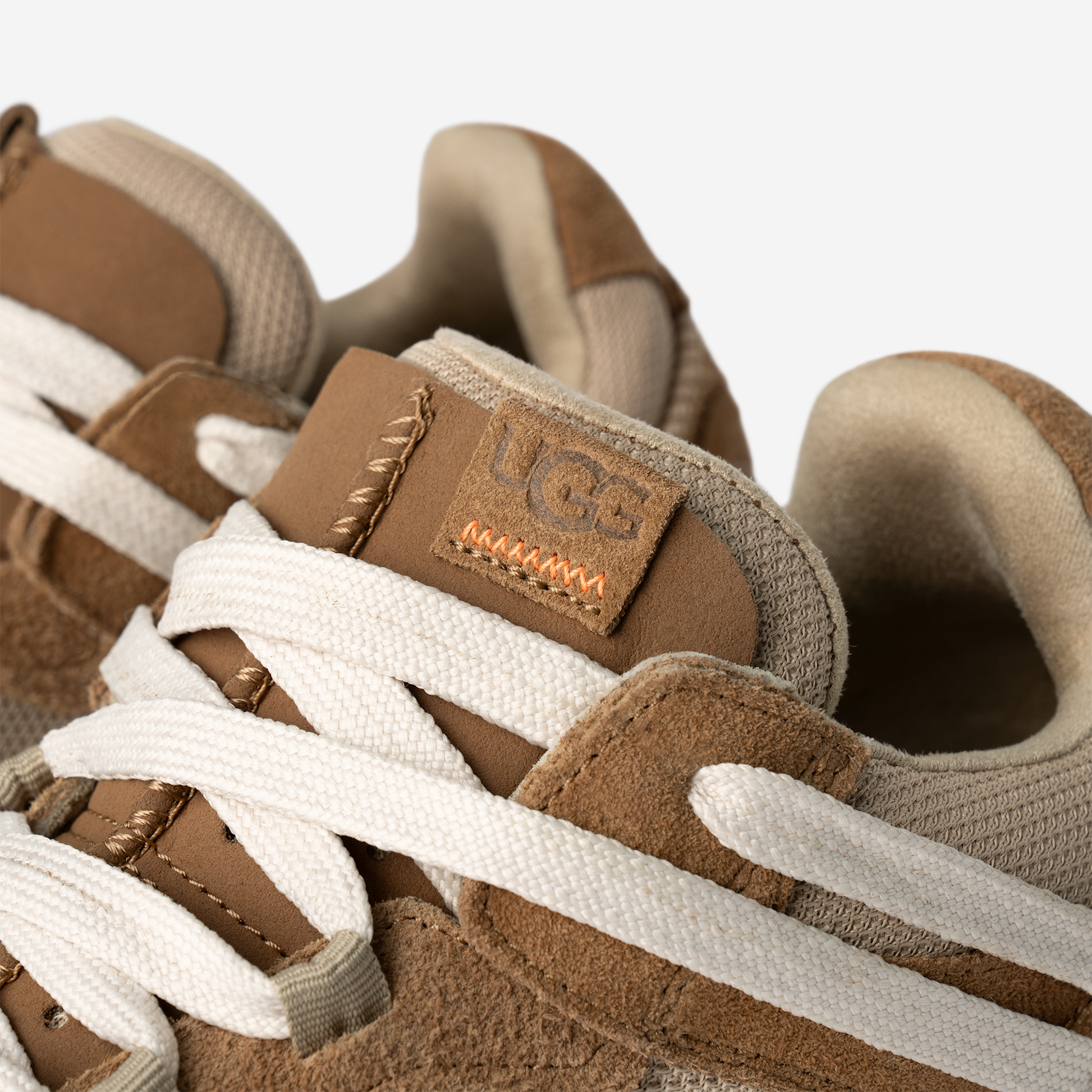 UGG RetroFi Low Chestnut