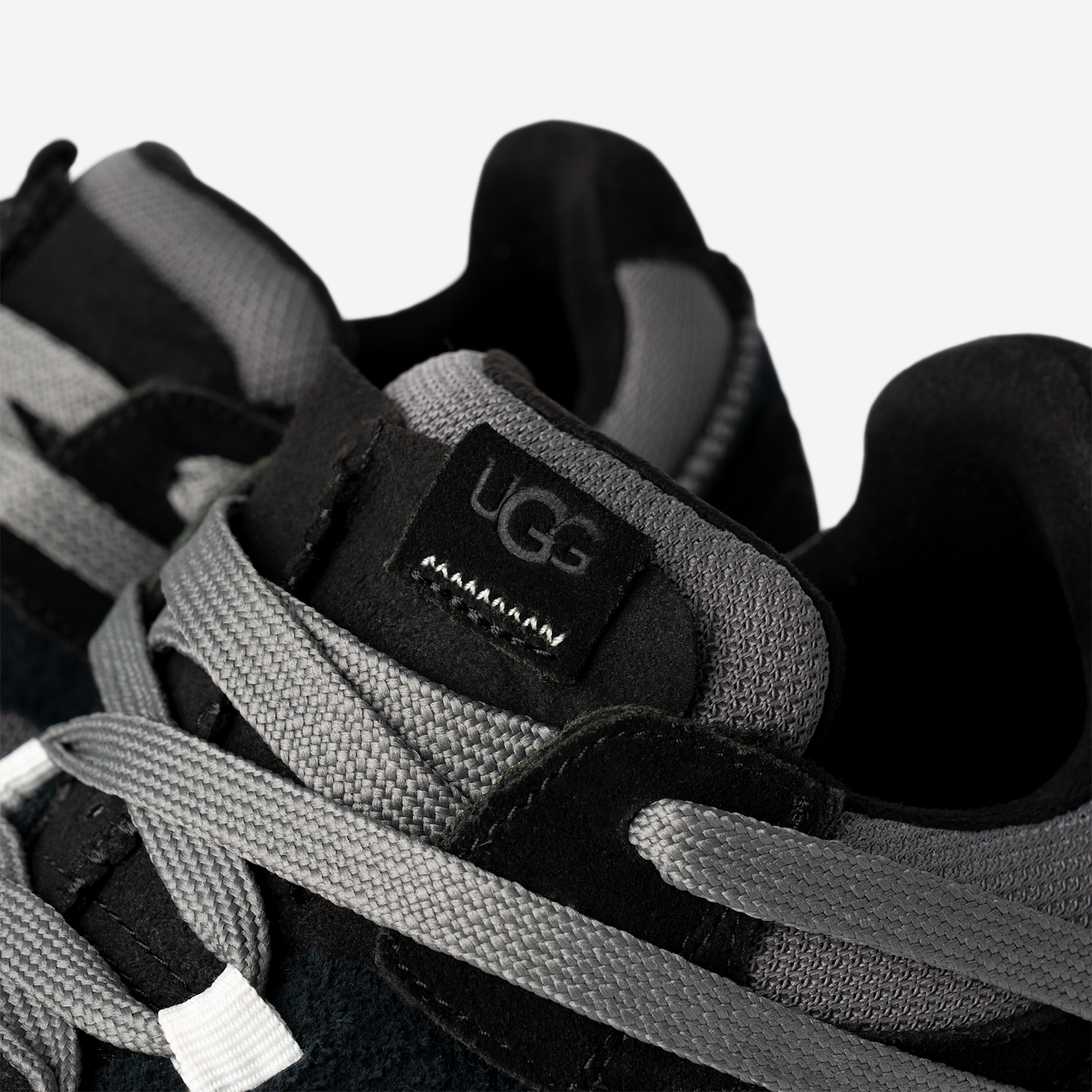 UGG RetroFi Low Black