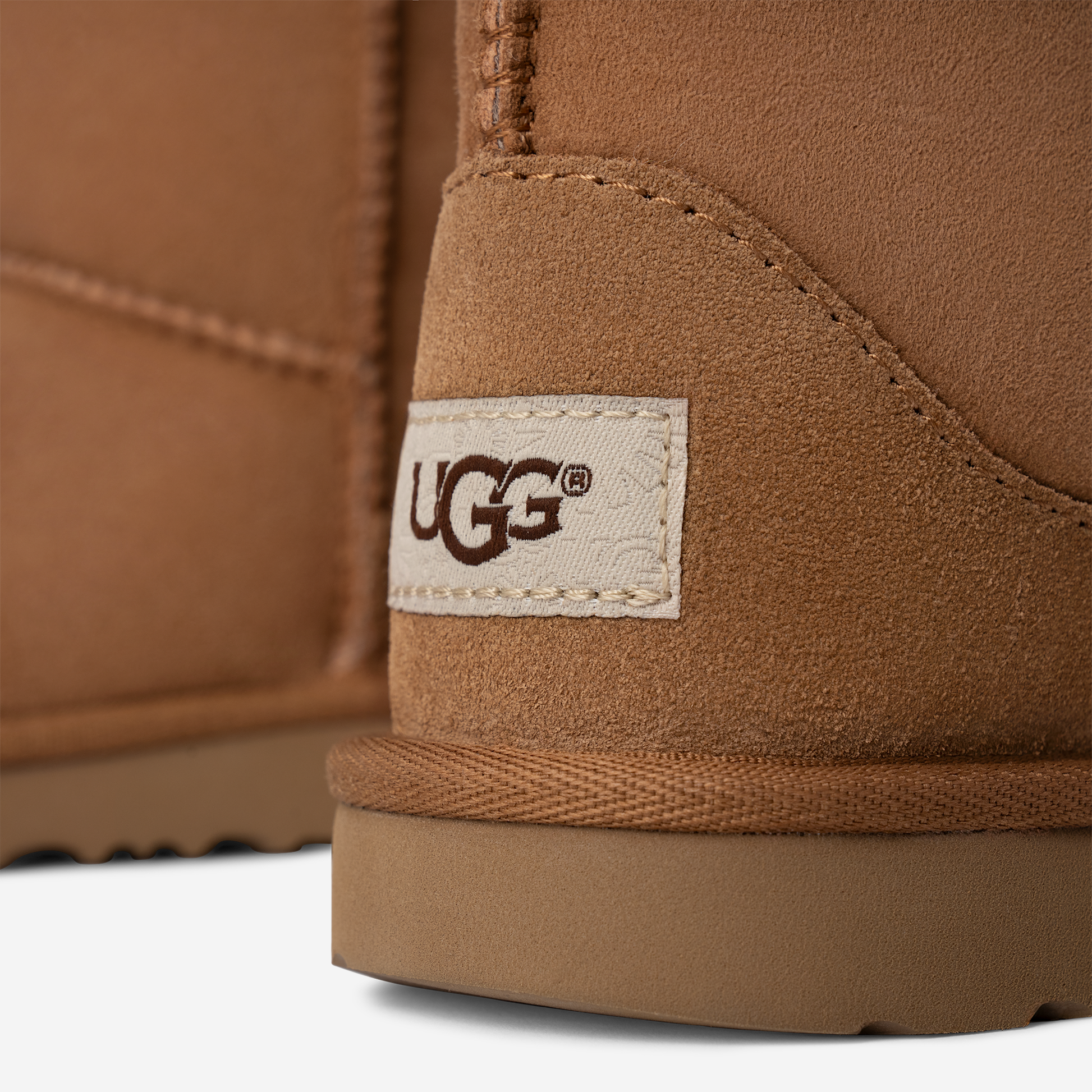 UGG Classic II Boot Chestnut (Kids)