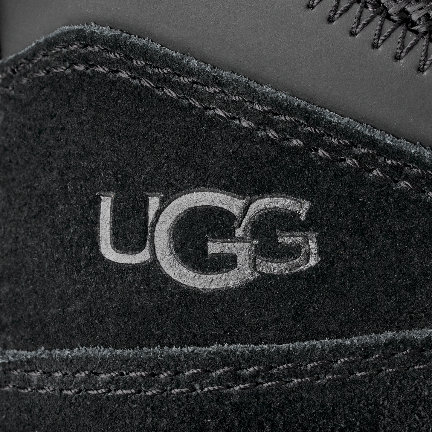 UGG Lowmel Black (Women's)