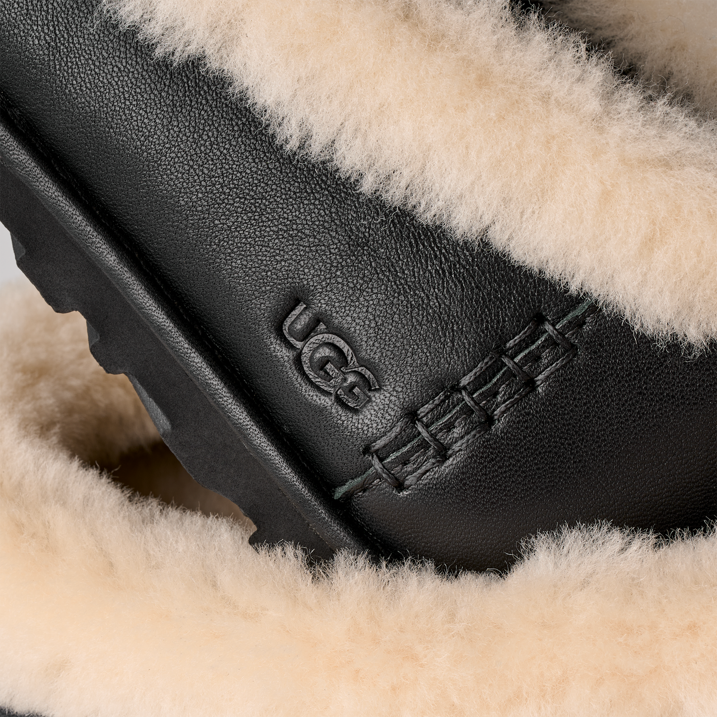 UGG Zora Leather Ballet Flat Black (Women's)