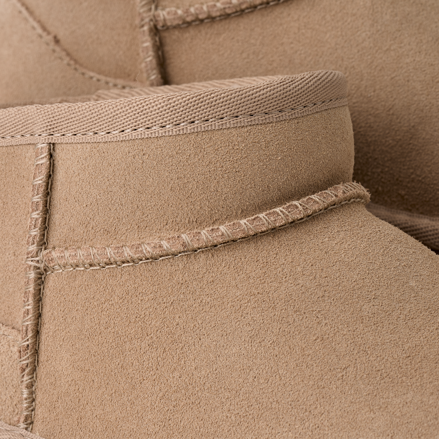 UGG Classic Ultra Mini Platform Boot Sand (Kids)