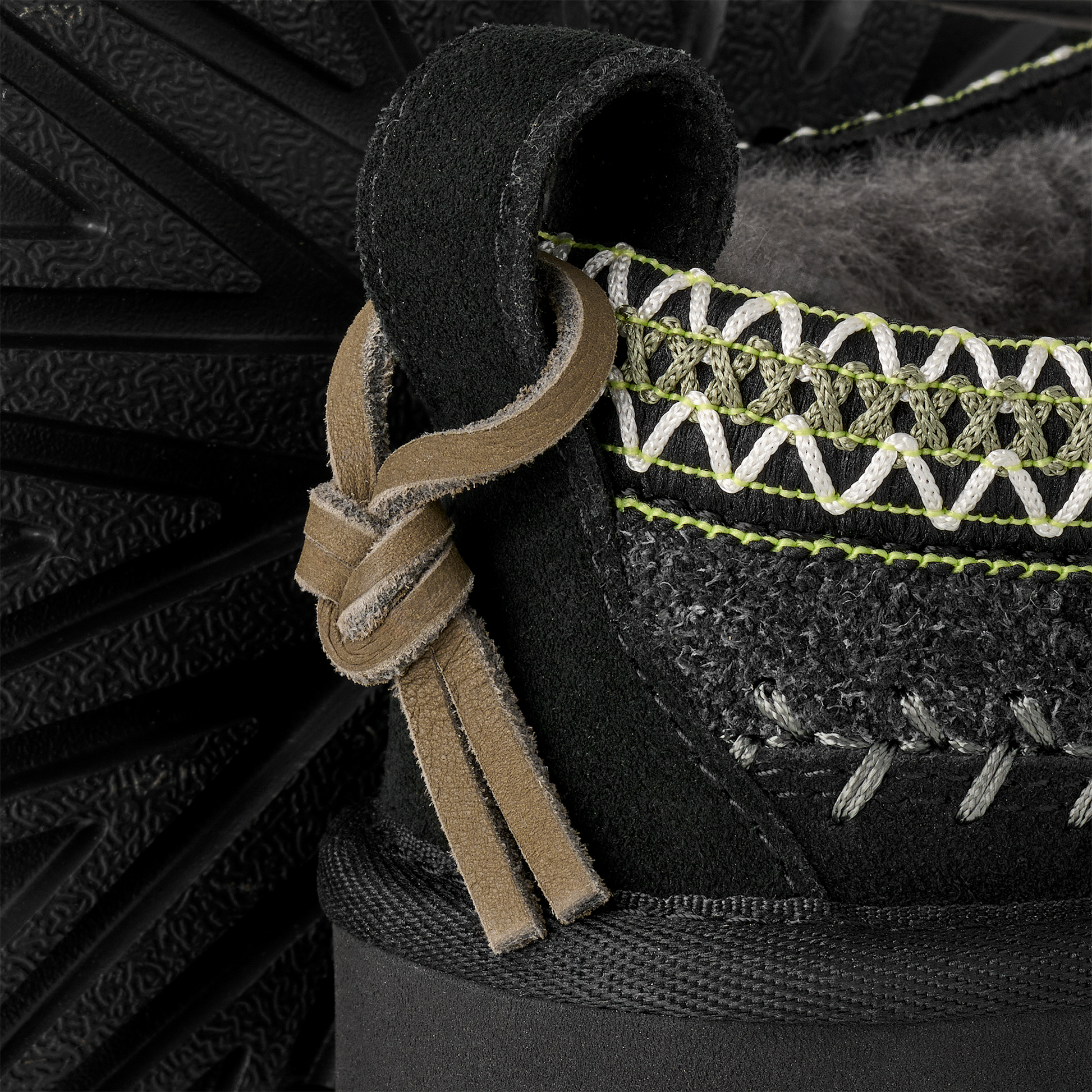 UGG Tasman Biarritz Slipper Black (Women's)