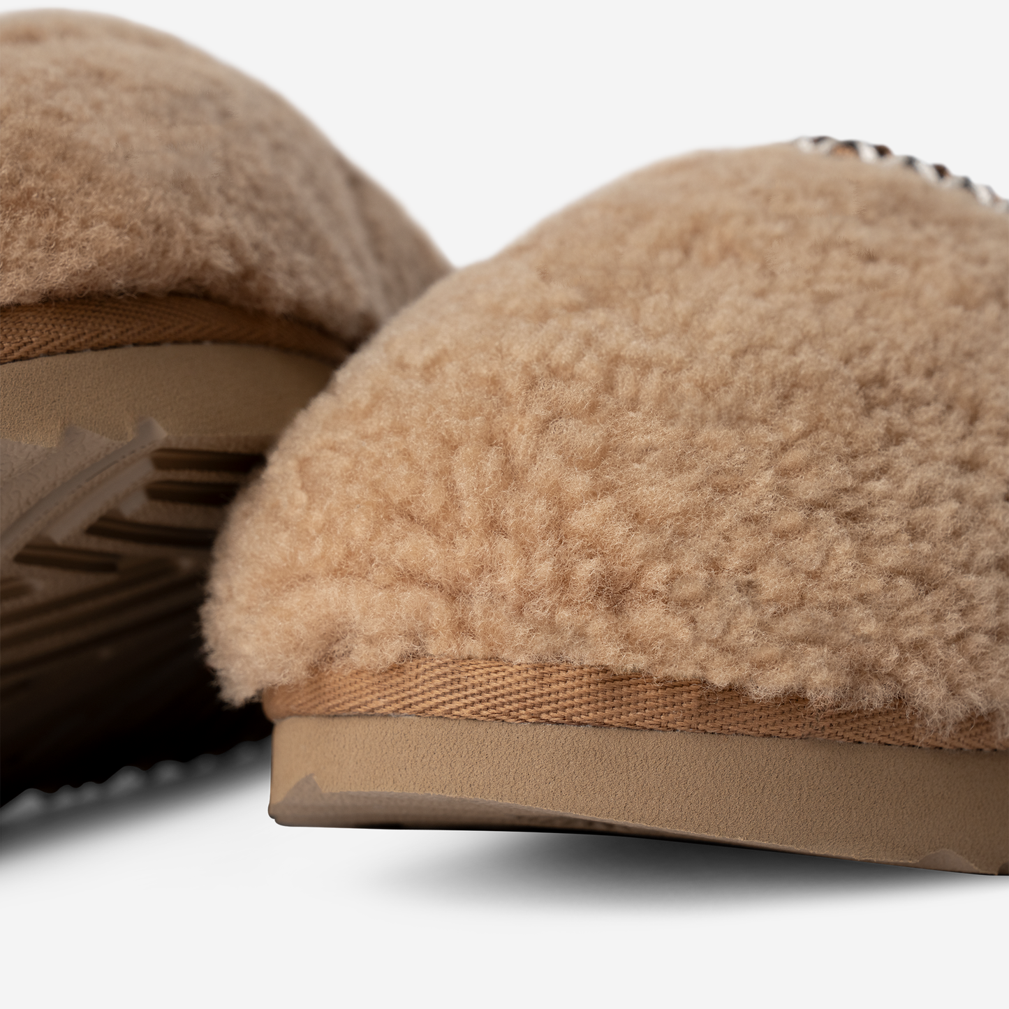 UGG Tasman Maxi Curly Slipper Chestnut (Women's)