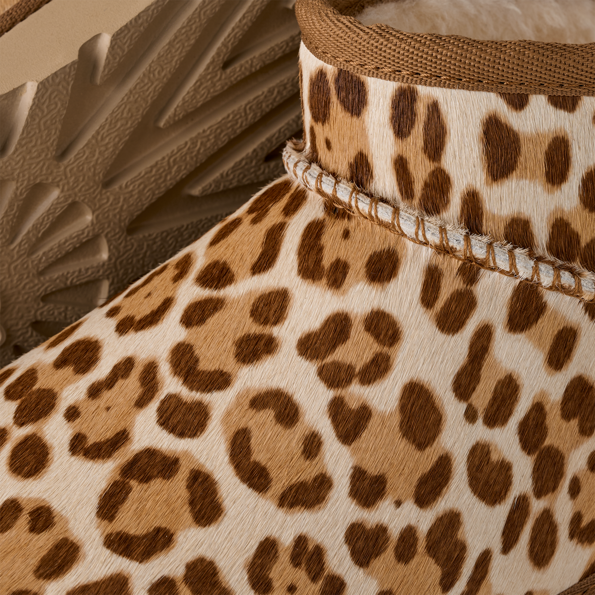 UGG Classic Ultra Mini Boot Felicity Leopard Jasmine (Women's)