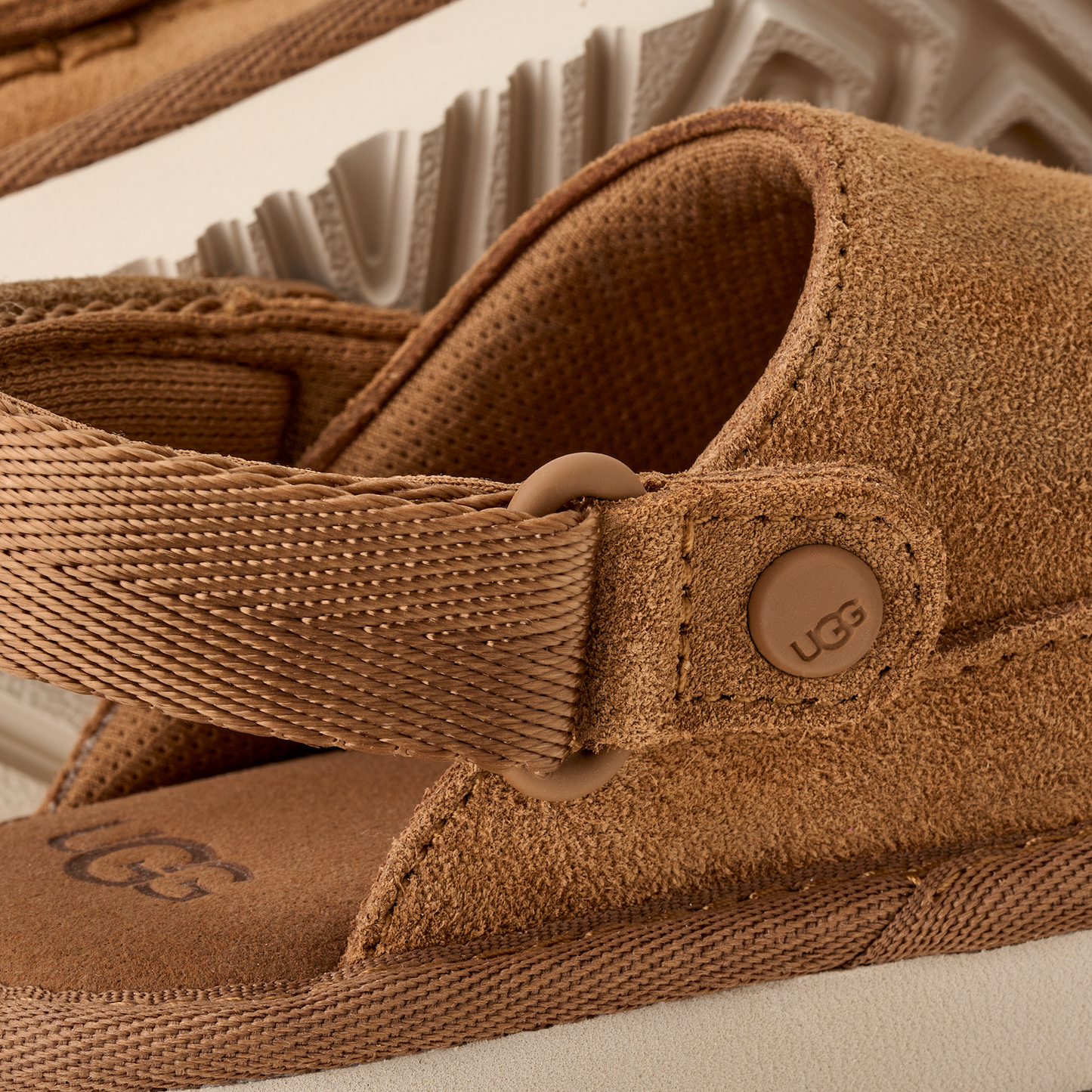 UGG Goldenstar Clog Chestnut (Toddler)