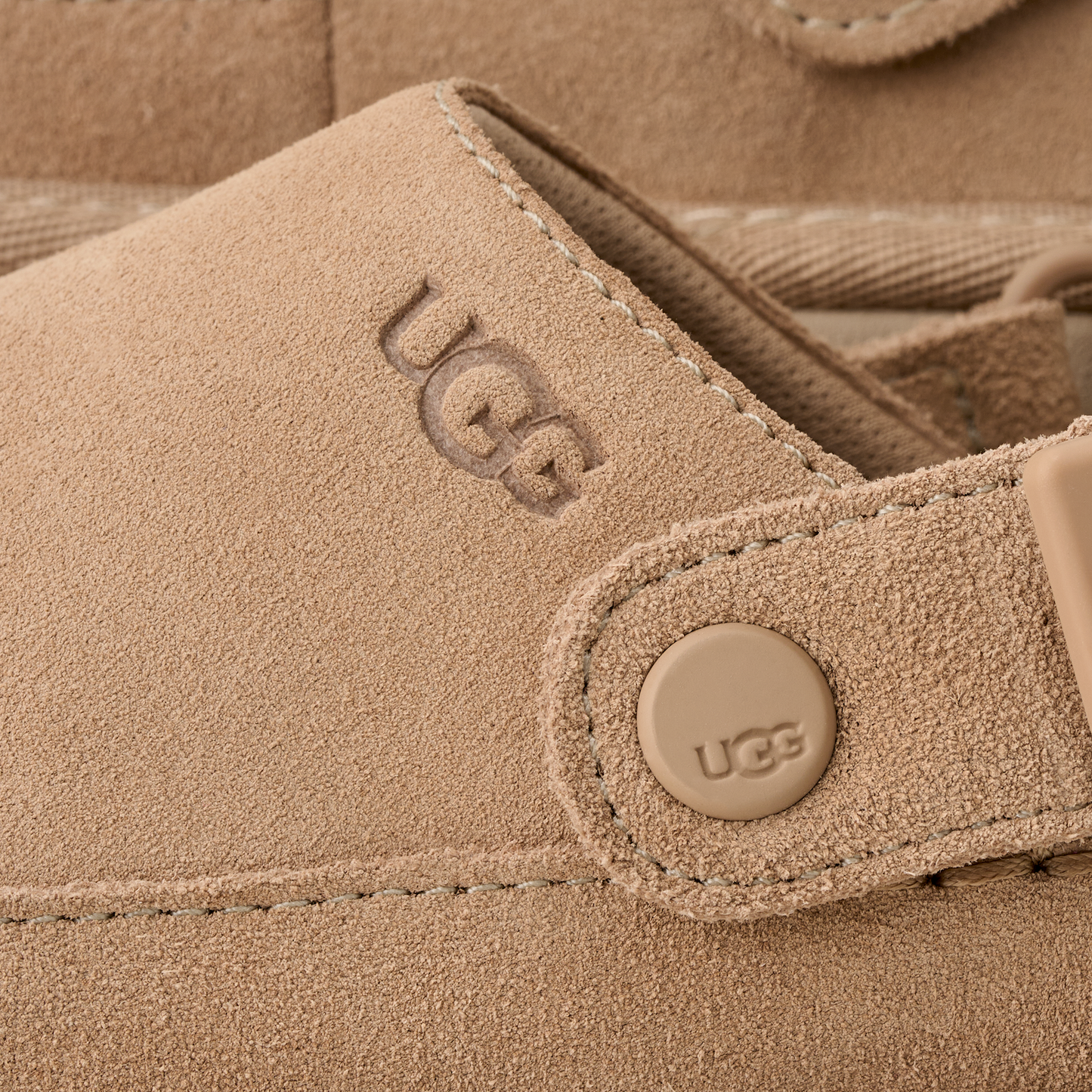 UGG Goldenstar Clog Sand (Kids)