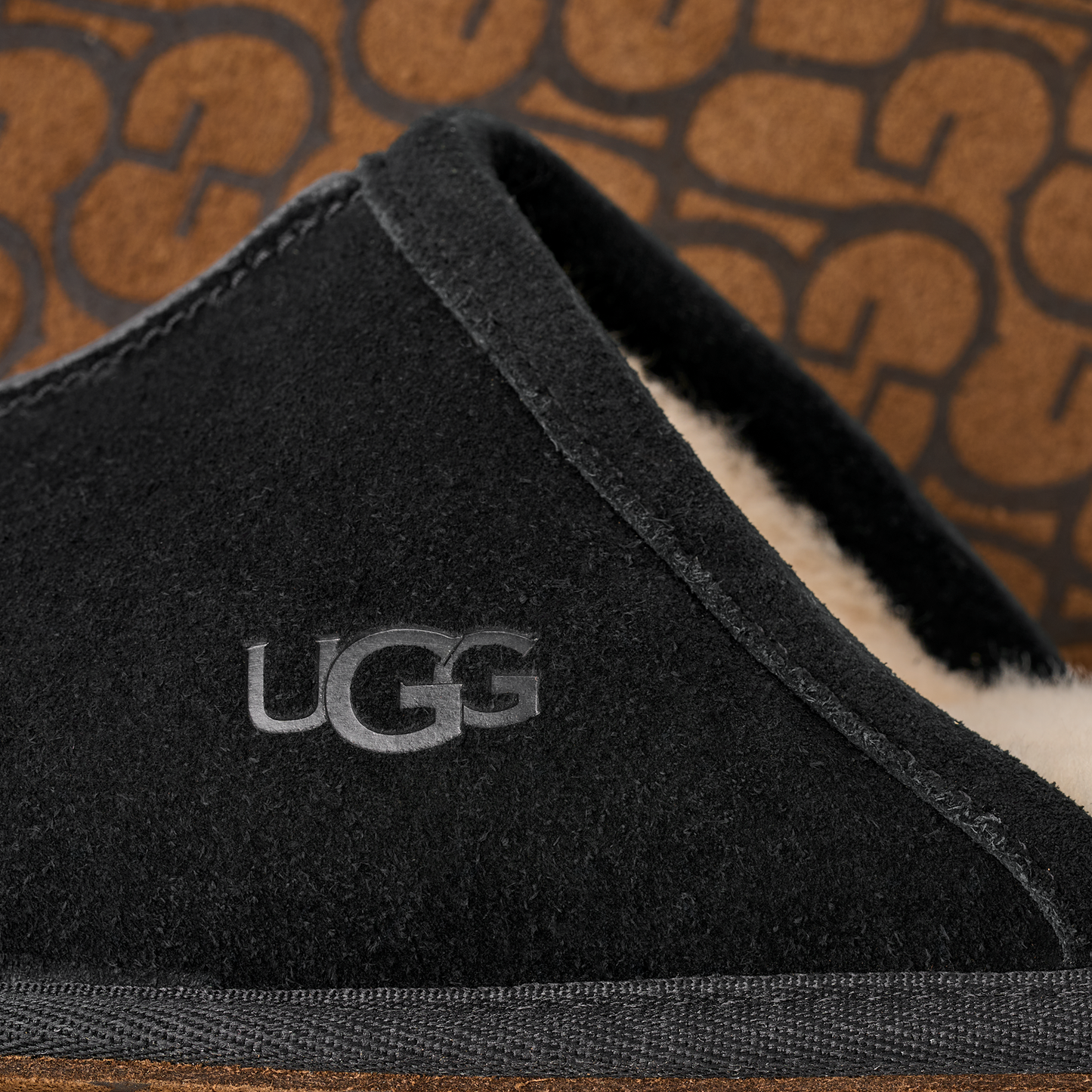UGG Scuff Slipper Black