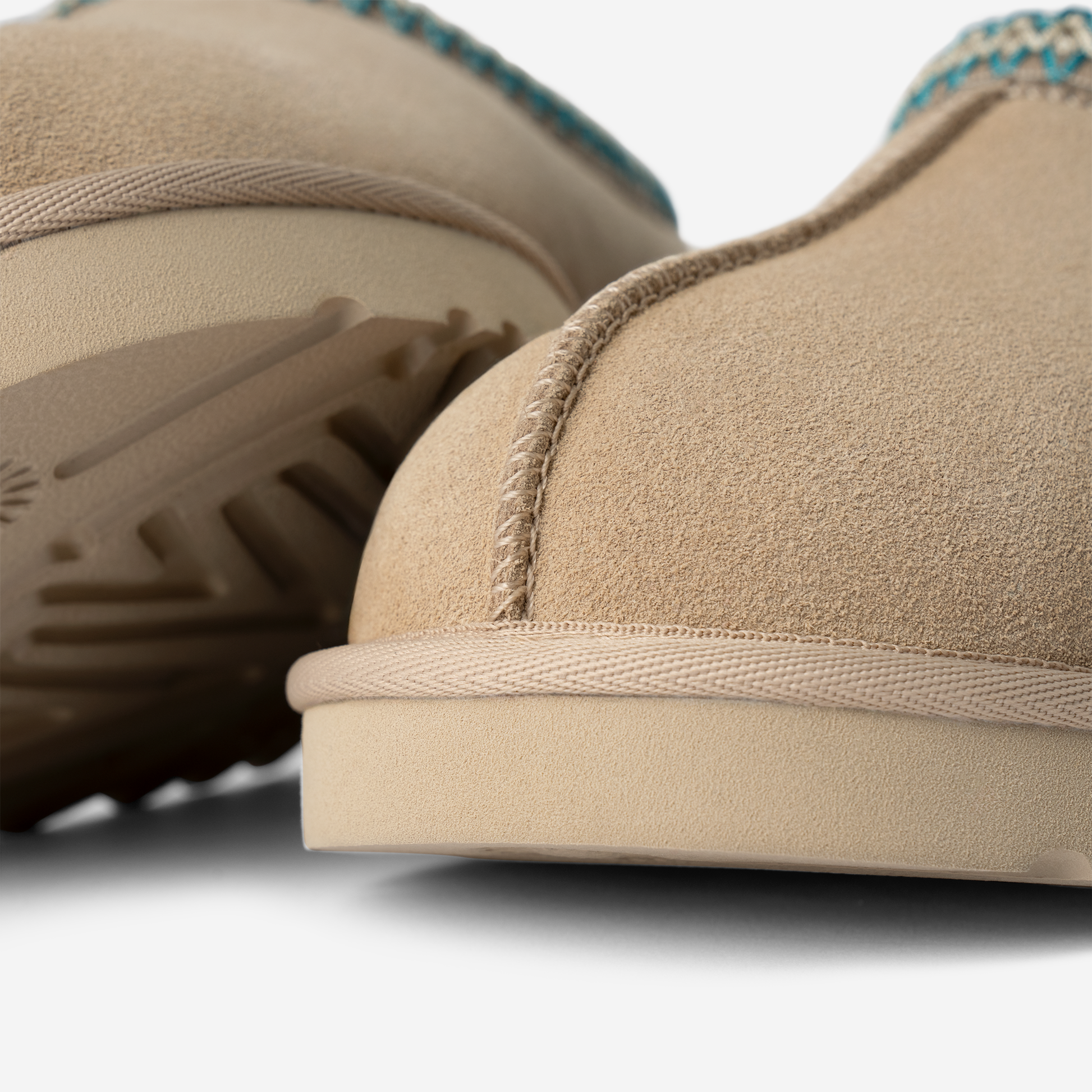 UGG Tasman Slipper Driftwood White Pepper