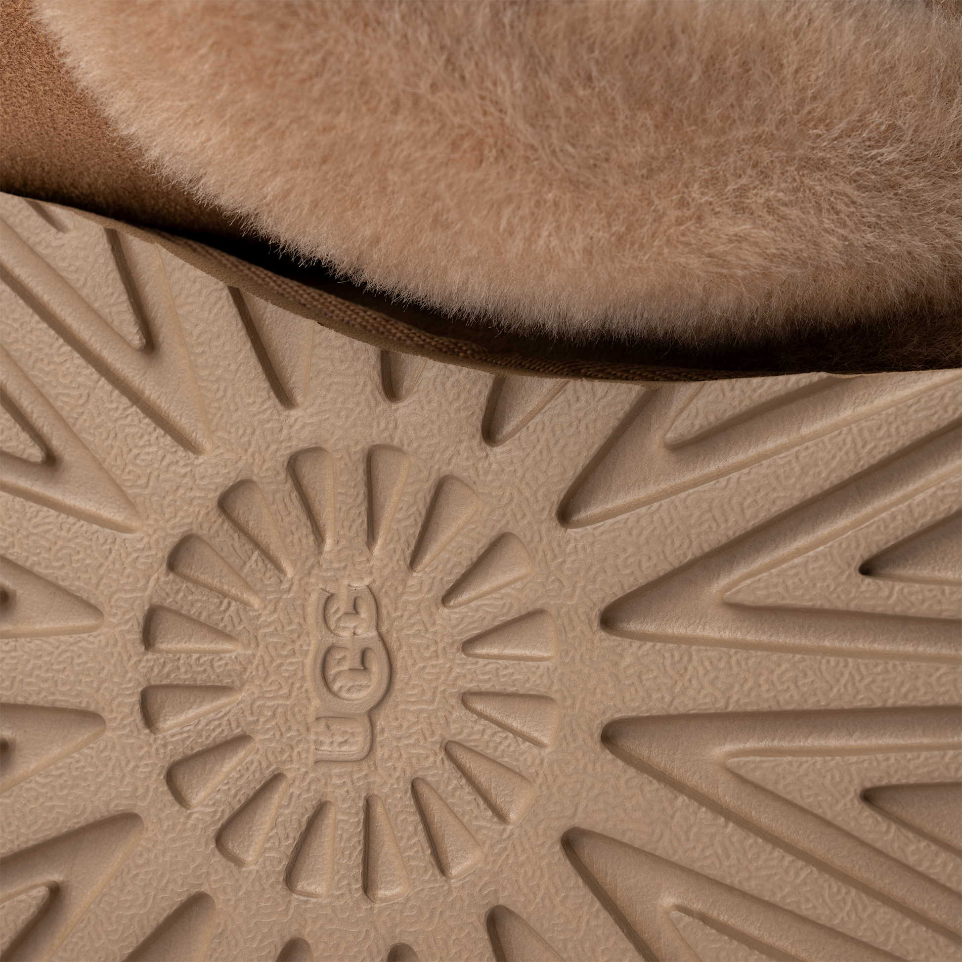 UGG Classic Slipper II Chestnut (Women's)
