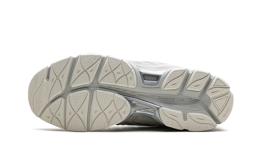 Gel-NYC Grey Cream (1203A739-100) - 38 EU - 5.5 US - Beige | SOSUKICKS
