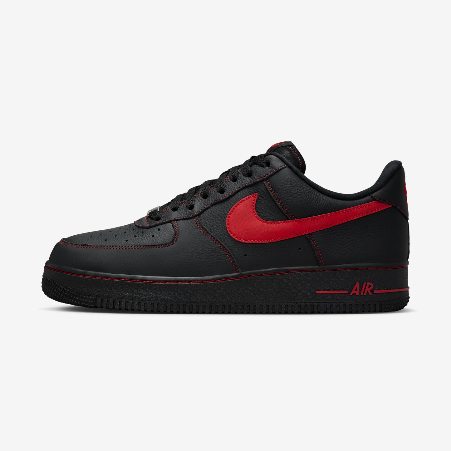 Nike Air Force 1 Low '07 LV8 Bred