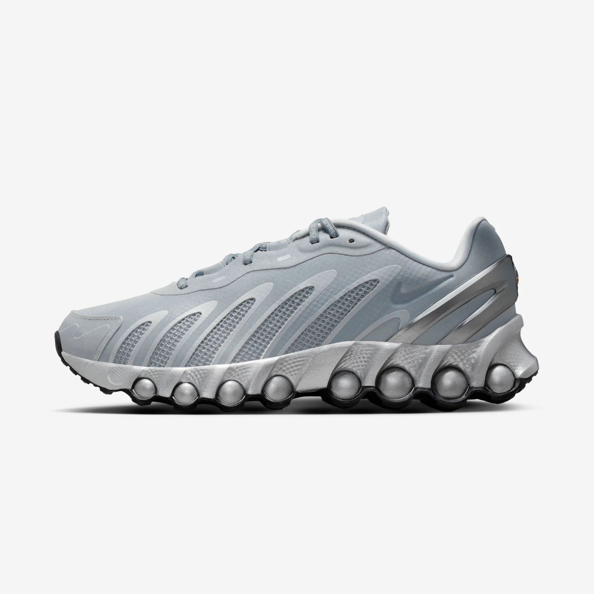 Nike Air Max Dn8 Metallic Silver Black