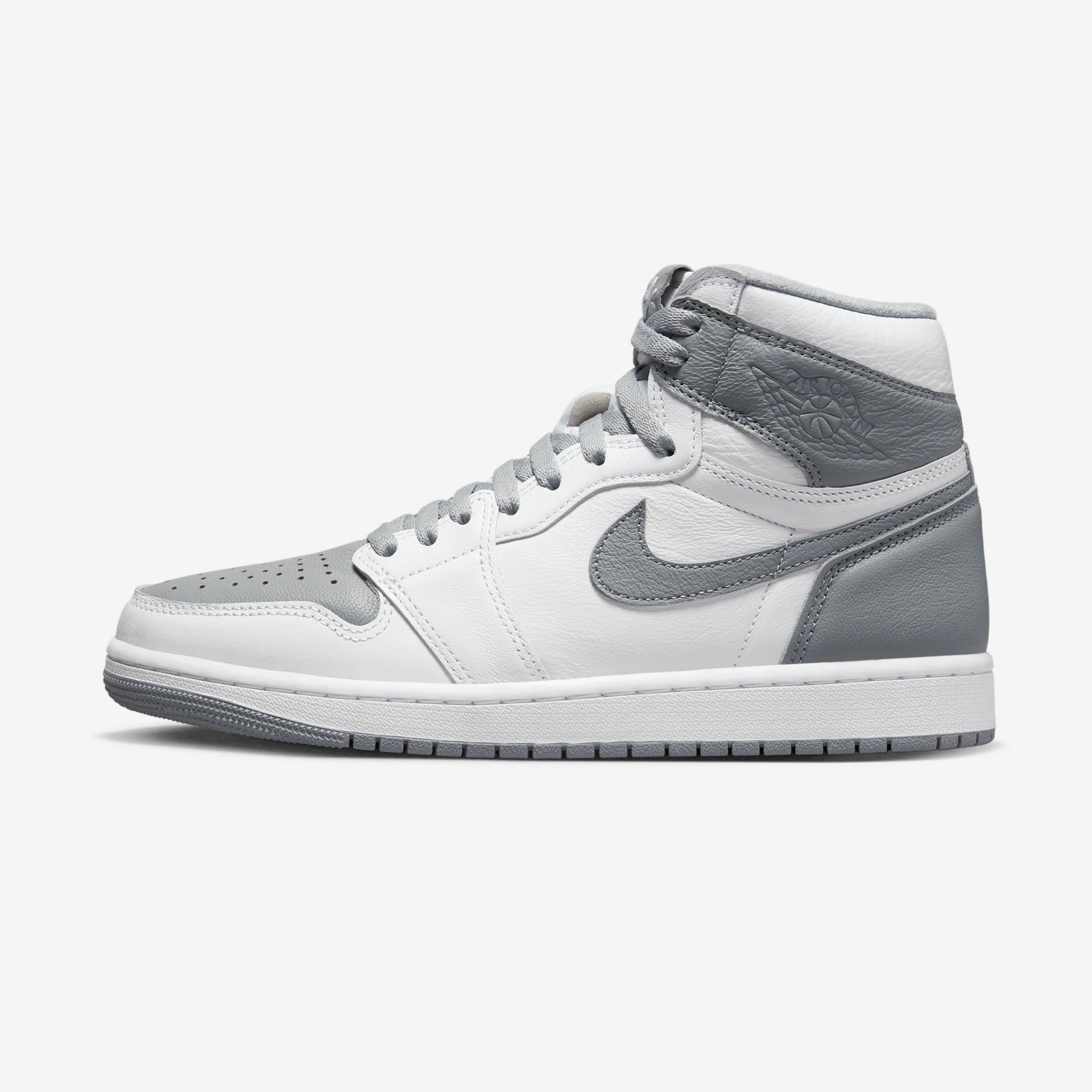 Jordan 1 Retro High OG Stealth