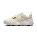 Nike Zoom Field Jaxx SP Travis Scott Sail