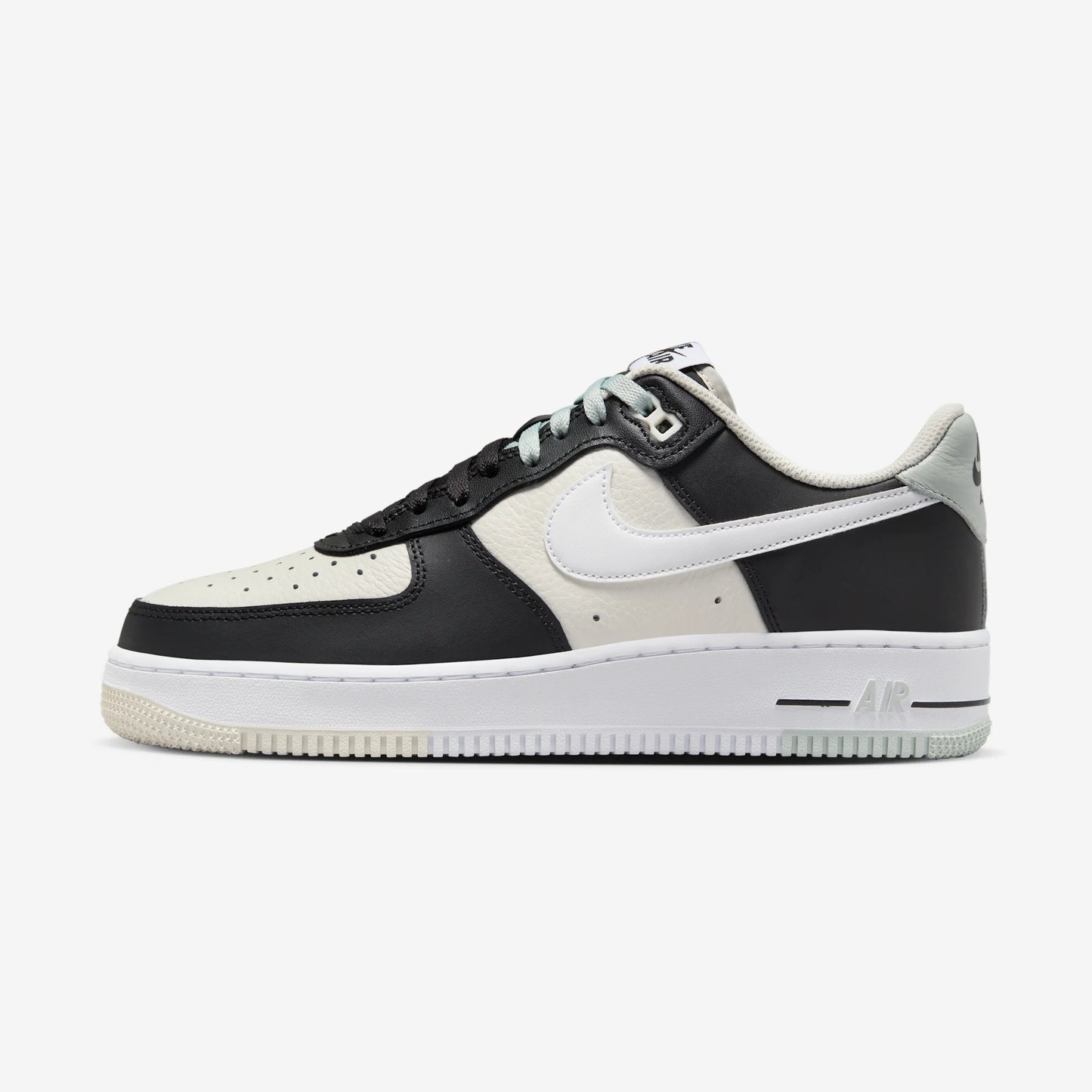 Nike Air Force 1 Low '07 LV8 Split Black Phantom