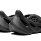 Yeezy Foam RNNR Onyx (HP8739) - 39 EU - 6 US - Black | SOSUKICKS
