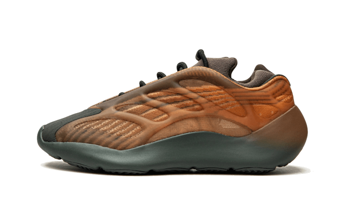 Yeezy 700 V3 Copper Fade (GY4109) - EU 36–46.666666666666664 - Orange | SOSUKICKS
