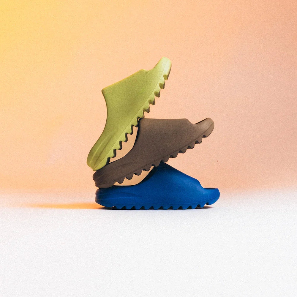 Yeezy Slide Azure (ID4133) - 38 EU - 5 US - Blue | SOSUKICKS