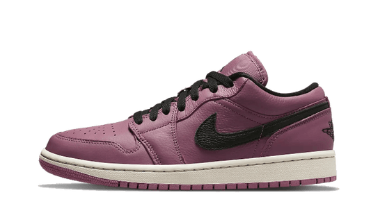 Air Jordan 1 Low Mulberry (DC7268-500) - EU 36–44.5 - Purple | SOSUKICKS