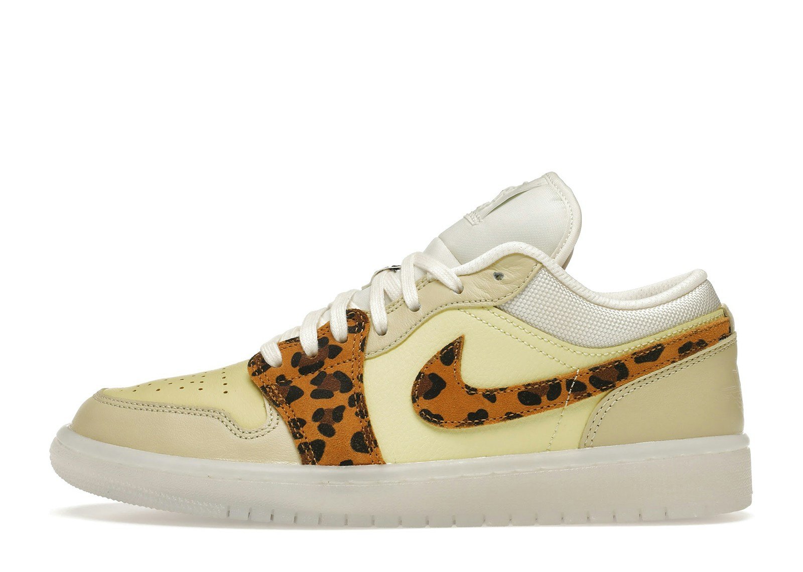 Jordan 1 Low SNKRS Day (Women's)