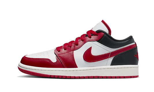 Air Jordan 1 Low Reverse Black Toe (DC0774-160) - EU 35.5–44.5 - Black | SOSUKICKS