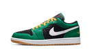 Jordan 1 Low SE Holiday Special (2022)