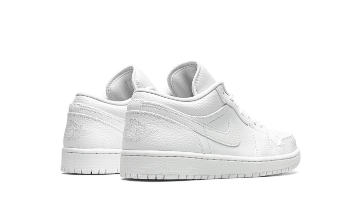 Air Jordan 1 Low Triple White (553558-126) - 38 EU - 5.5 US - White | SOSUKICKS